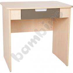 Quadro - biurko z szeroką szufladą - brązowe, w klonowej skrzyni